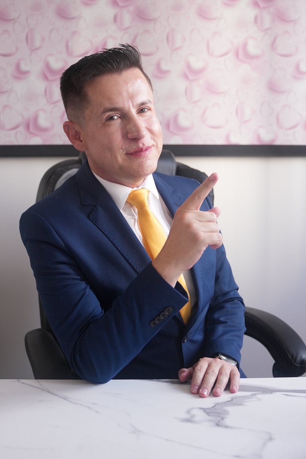 Emerson Cesarino em contexto profissional